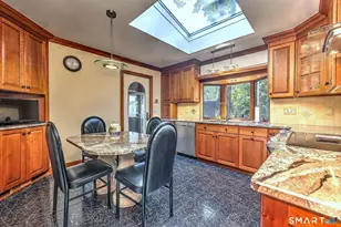 13 Crescent Bluff Ave, Branford, CT 06405 - Photo 18