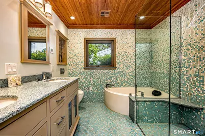 13 Crescent Bluff Avenue, Branford, CT 06405 - Photo 32