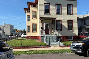 373 Arctic St, Bridgeport, CT 06608 - Photo 1