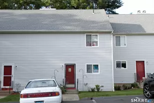 3 Pequot Ct, Cromwell, CT 06416 - Photo 2