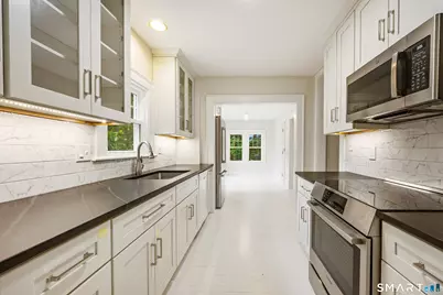 34 Clintonville Road, North Haven, CT 06473 - Photo 6