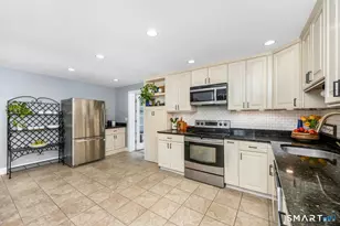 5969 Main St, Trumbull, CT 06611 - Photo 14