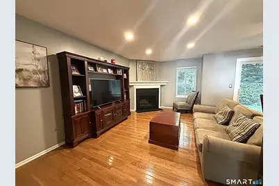 37 Country Place #37, Shelton, CT 06484 - Photo 4
