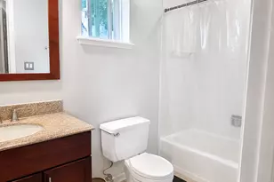37 Country Pl, Shelton, CT 06484 - Photo 10