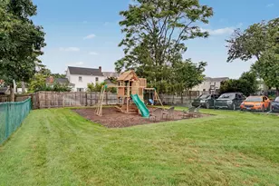 180 Glenbrook Rd, Stamford, CT 06902 - Photo 22