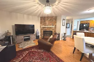 172 Beacon Hill Common, Beacon Falls, CT 06403 - Photo 4