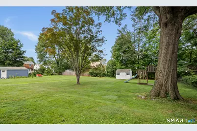 12 Greenhurst Road, West Hartford, CT 06107 - Photo 30