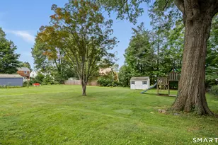 12 Greenhurst Rd, West Hartford, CT 06107 - Photo 30