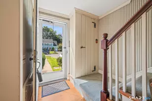 12 Greenhurst Rd, West Hartford, CT 06107 - Photo 2