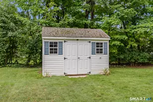 12 Greenhurst Rd, West Hartford, CT 06107 - Photo 32