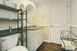 127 Harbour Close Close, New Haven, CT 06405 - Photo 22