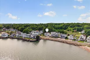 284 Shore Dr, Branford, CT 06405 - Photo 2