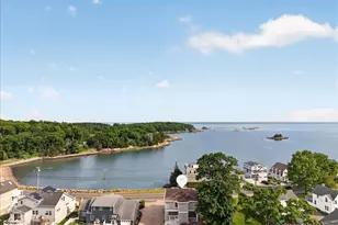 284 Shore Dr, Branford, CT 06405 - Photo 36