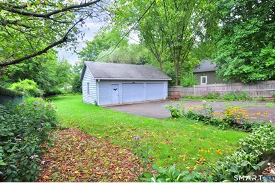 474 Fern Street, West Hartford, CT 06107 - Photo 32