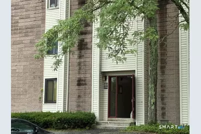 266 Burgundy Hill Lane #266, Middletown, CT 06457 - Photo 2