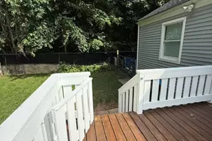 53 Warren St, Waterbury, CT 06706 - Photo 4