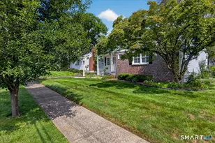 304 Davis St, Hamden, CT 06517 - Photo 32