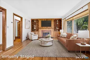 22 Robinwood Rd, Hamden, CT 06517 - Photo 2