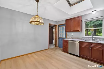 22 Robinwood Road, Hamden, CT 06517 - Photo 14