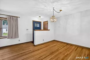 22 Robinwood Rd, Hamden, CT 06517 - Photo 8