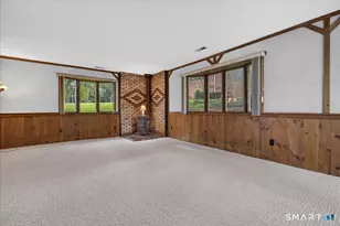 22 Robinwood Rd, Hamden, CT 06517 - Photo 16