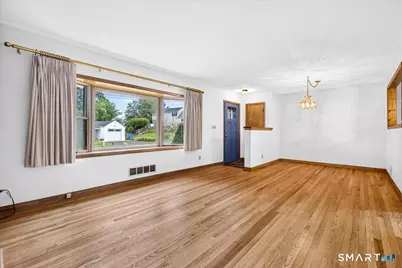 22 Robinwood Road, Hamden, CT 06517 - Photo 6