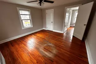 925 Meriden Rd, Waterbury, CT 06705 - Photo 10