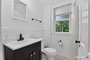 888 Racebrook Rd, Orange, CT 06477 - Photo 22