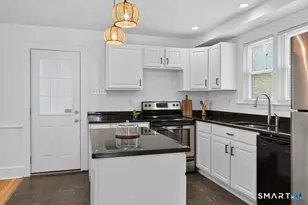 888 Racebrook Rd, Orange, CT 06477 - Photo 14