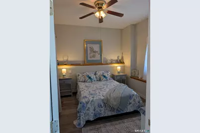 12 Smith Street, East Haven, CT 06512 - Photo 16