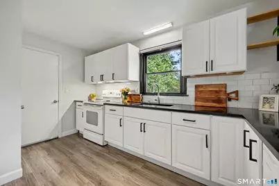 12 Hillview Avenue, Hamden, CT 06514 - Photo 16
