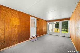 17 Queen St, Enfield, CT 06082 - Photo 24