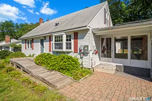 17 Queen St, Enfield, CT 06082 - Photo 4