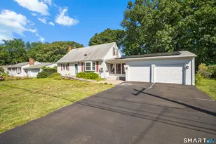 17 Queen St, Enfield, CT 06082 - Photo 4