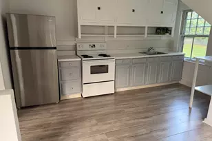 856 Boston Post Rd, Madison, CT 06443 - Photo 2