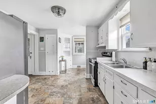76 Newton St, Stratford, CT 06614 - Photo 22