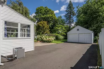 24 Colonial Street, West Hartford, CT 06110 - Photo 30