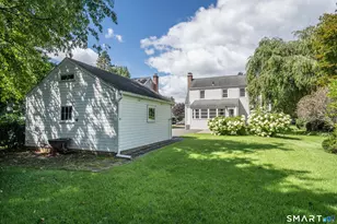 24 Colonial St, West Hartford, CT 06110 - Photo 26