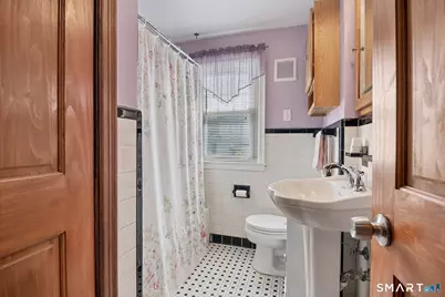 24 Russell Street, Naugatuck, CT 06770 - Photo 4