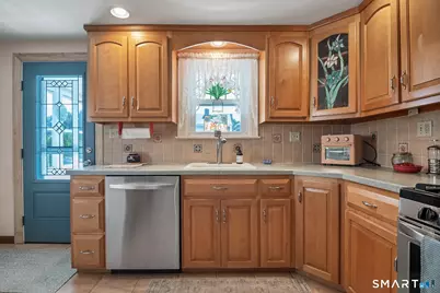 24 Russell Street, Naugatuck, CT 06770 - Photo 10
