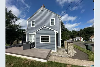383 Fiske Avenue, Bridgeport, CT 06606 - Photo 2