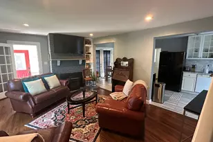 383 Fiske Ave, Bridgeport, CT 06606 - Photo 8