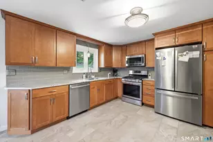 263 Preston St, Windsor, CT 06095 - Photo 12