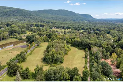 471(4) Undermountain Road, Salisbury, CT 06068 - Photo 2