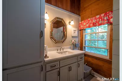 6 Meadow Brook Road, Newtown, CT 06470 - Photo 16