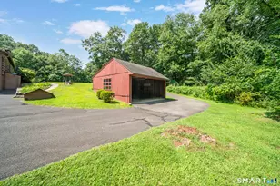 6 Meadow Brook Rd, Newtown, CT 06470 - Photo 10