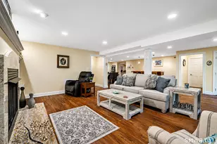 10 Crest View Dr, Middlefield, CT 06481 - Photo 28