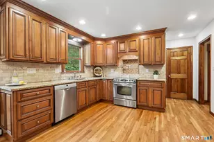 41 Colonial Ridge Dr, New Milford, CT 06755 - Photo 12