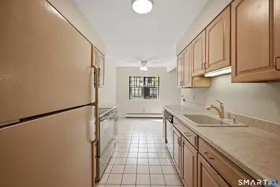 357 Foxwood Lane #357, Milford, CT 06461 - Photo 10