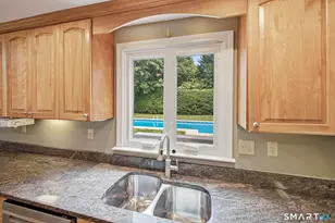 191 Hang Dog Ln, Wethersfield, CT 06109 - Photo 14